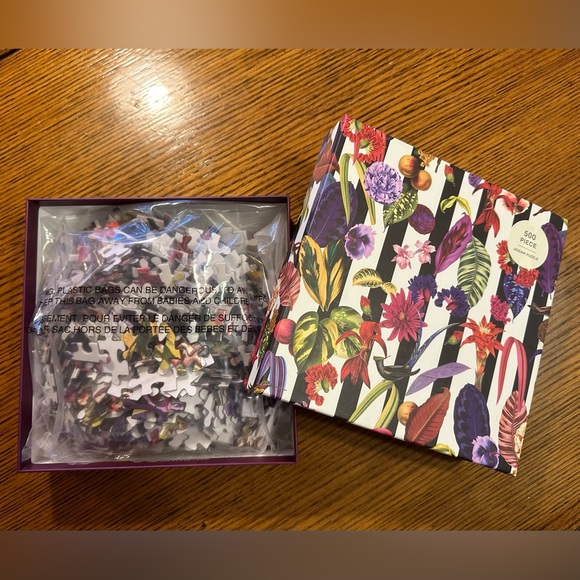 Christian Lacroix 500 Piece Botanical Puzzle - Picture 3 of 4